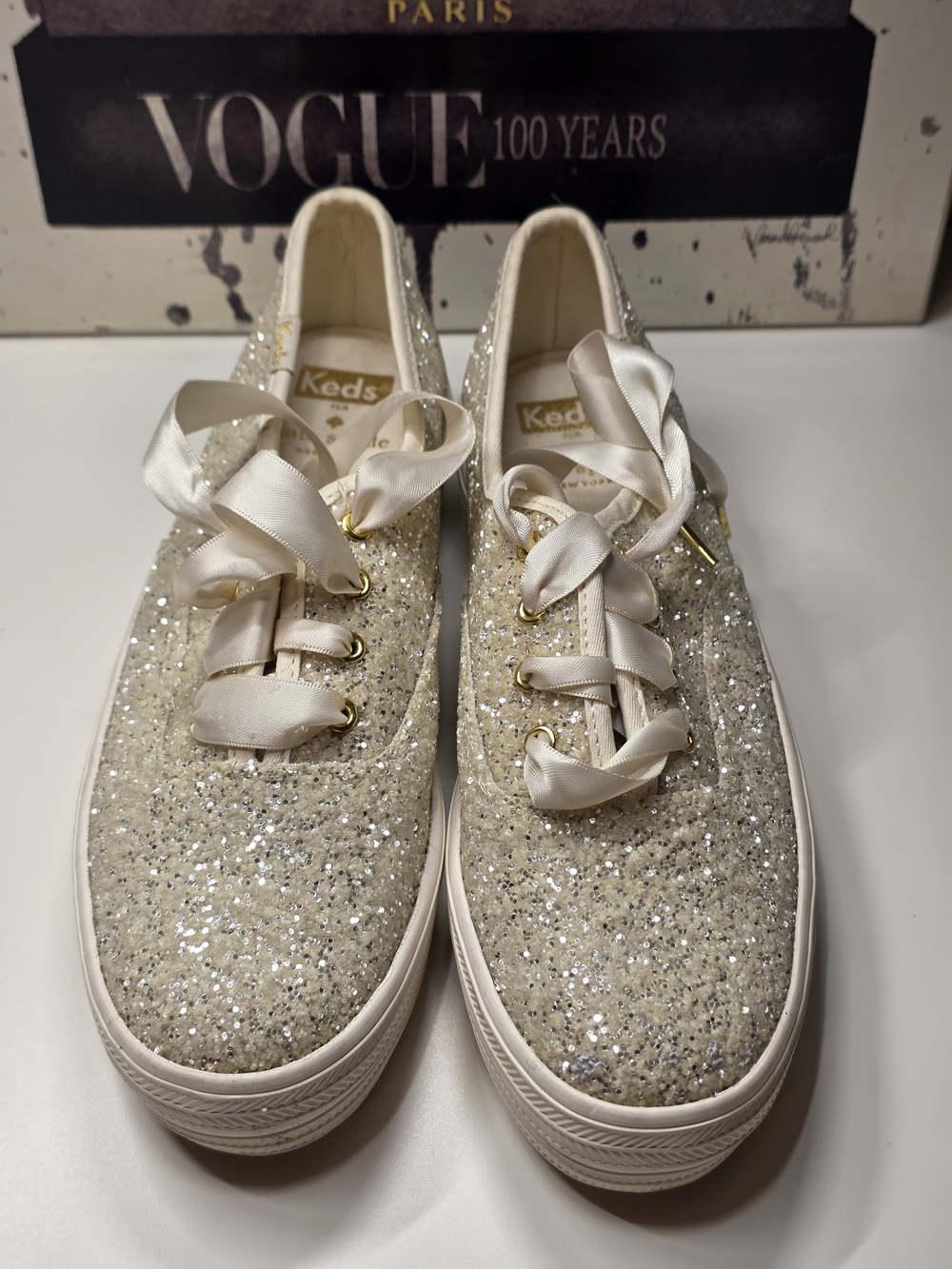 Kedsx Kate SPADE Women's White Wedding Glitter Ribbon Sneakers